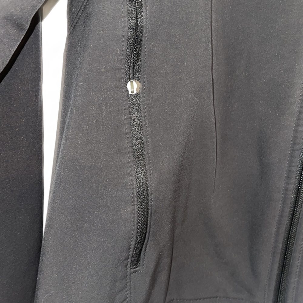 North Face Jacket - Picture 4 of 8